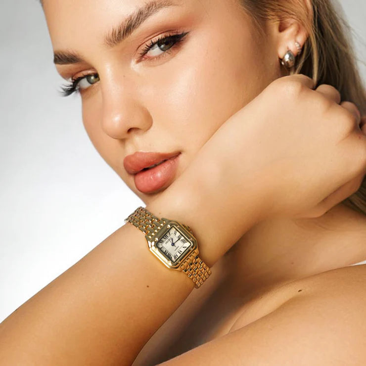 Womens Square Fashion Watch - Quartz movement