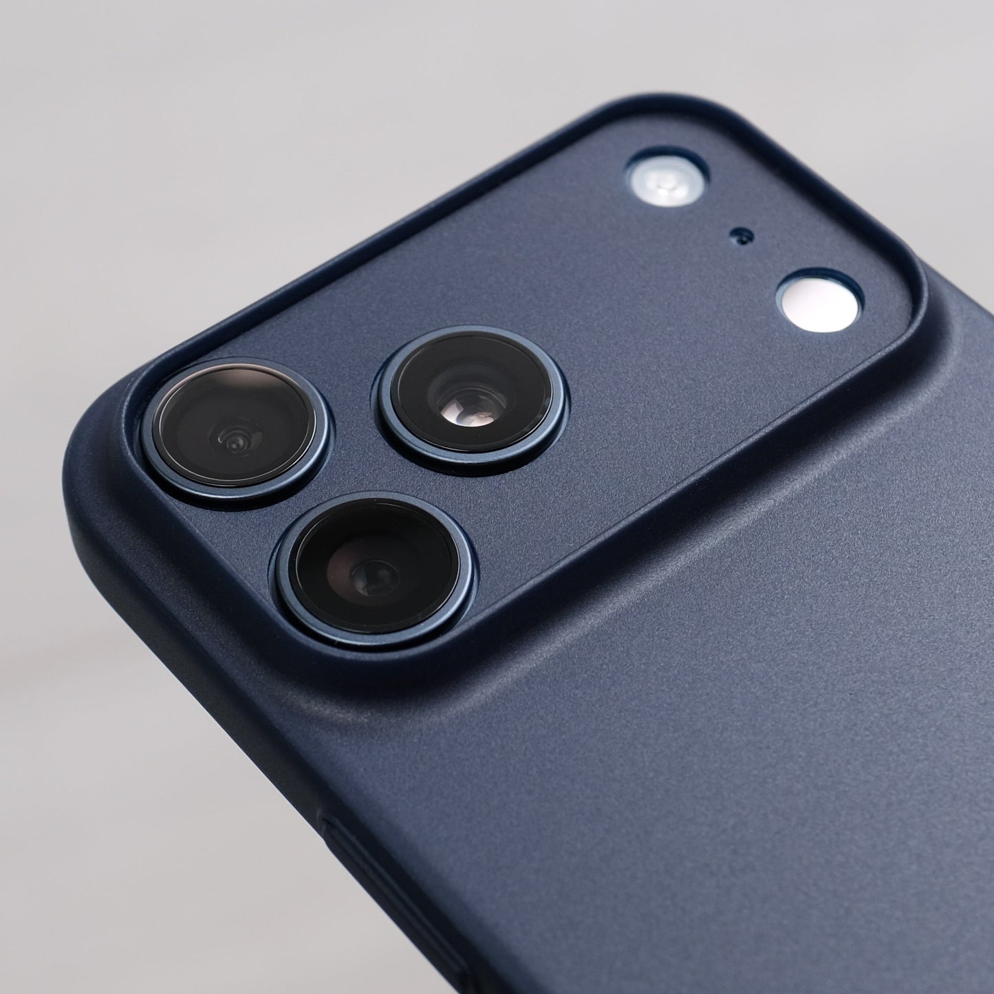 Morov Anart™ Ultra-Slim iPhone Case — 0.35mm Thin